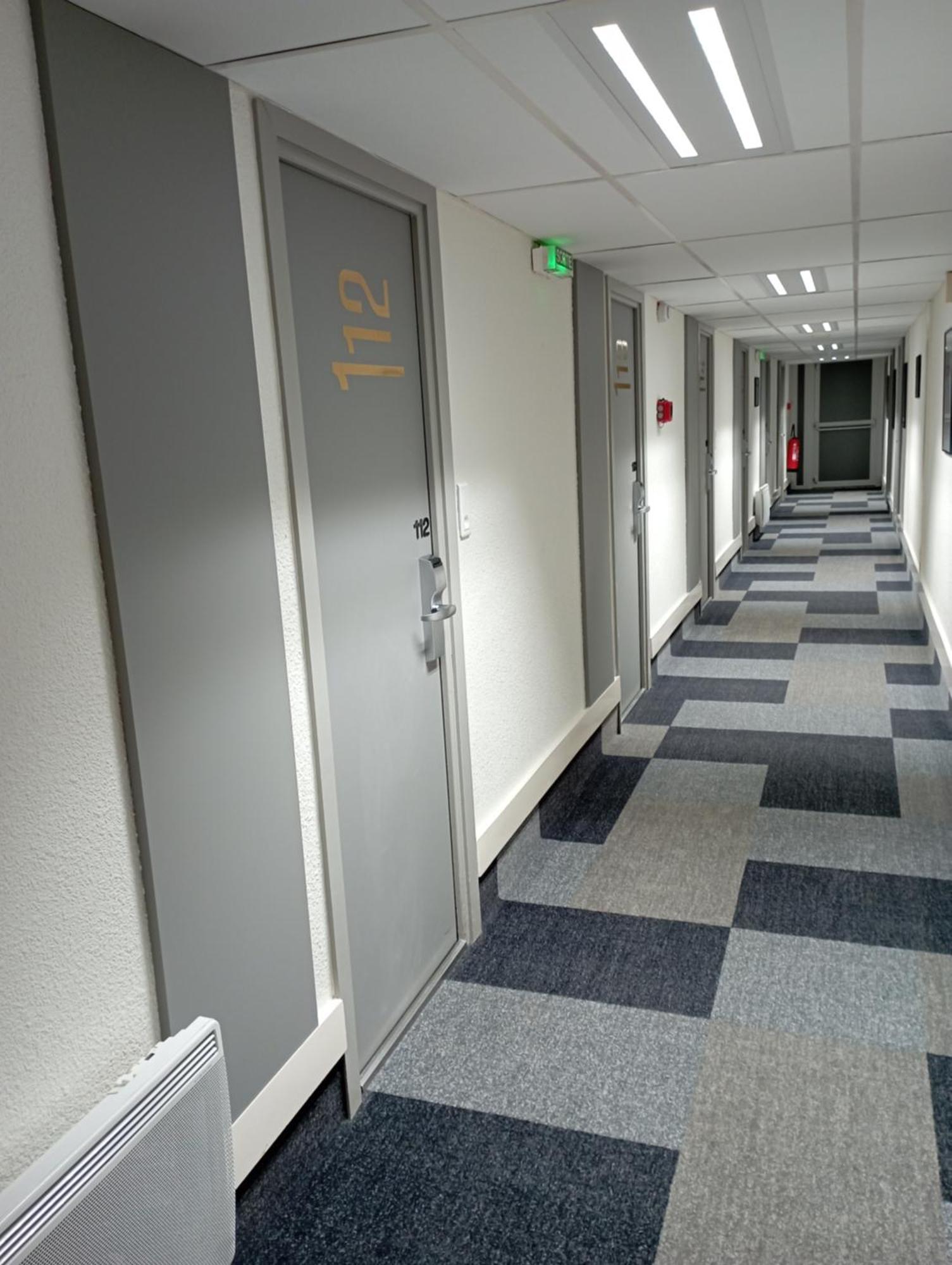 Ibis Les Etangs Des Moines Fourmies Exterior foto